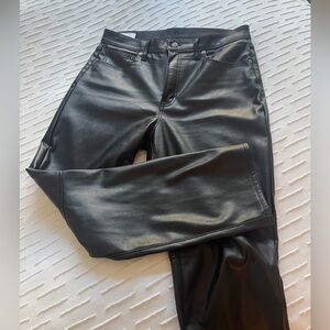 Gap High Rise Vegan Leather Cheeky Straight Pant
